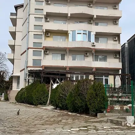 Stefan Apartment
